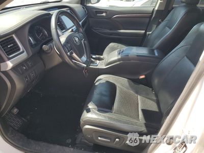 Zdjęcie 7 z 13 samochodu: 2016 TOYOTA HIGHLANDER LIMITED VIN:5TDDKRFH5GS351555 - miniatura