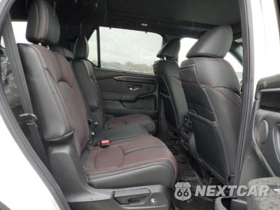 Zdjęcie 11 z 13 samochodu: 2025 HONDA PILOT VIN:5FNYG1H93SB004362 - miniatura