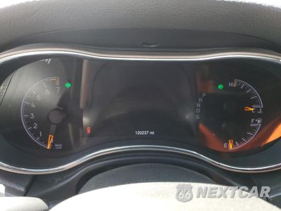 Zdjęcie 9 z 13 samochodu: 2015 JEEP GRAND CHEROKEE LIMITED VIN:1C4RJEBG4FC670086 - miniatura