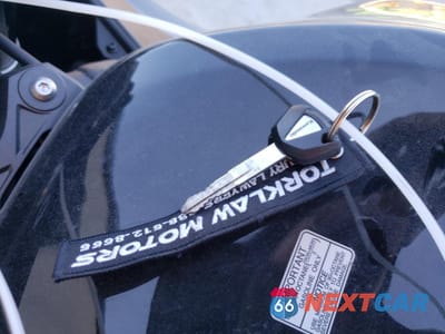 Zdjęcie 8 z 9 samochodu: 2023 KAWASAKI ZX636 K VIN:JKBZXJH10PA016893 - miniatura