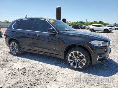 Czwarte zdjęcie samochodu z boku: 2018 BMW X5 SDRIVE35I VIN:5UXKR2C53J0Z20321 - miniatura