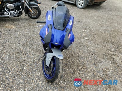 Drugie zdjęcie samochodu z przodu: 2020 YAMAHA YZFR1 VIN:JYARN66E6LA000786 - miniatura