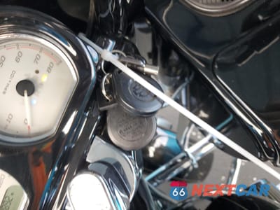 Zdjęcie 8 z 9 samochodu: 2016 HARLEY-DAVIDSON FLTRXS ROAD GLIDE SPECIAL VIN:1HD1KTM34GB671639 - miniatura