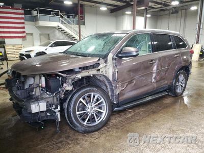2019 TOYOTA HIGHLANDER XLE 5TDJZRFH5KS921187 - główne zdjęcie licytacji z USA - miniatura
