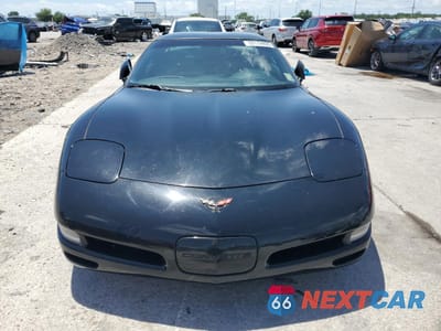 Piąte zdjęcie samochodu w środku: 2002 CHEVROLET CORVETTE VIN:1G1YY22GX25110246 - miniatura