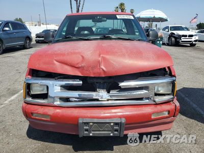 Piąte zdjęcie samochodu w środku: 1997 CHEVROLET S TRUCK S10 VIN:1GCCS19X0V8166850 - miniatura