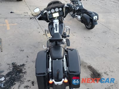 Zdjęcie 6 z 9 samochodu: 2015 HARLEY-DAVIDSON FLHXS STREET GLIDE SPECIAL VIN:1HD1KRM1XFB662752 - miniatura