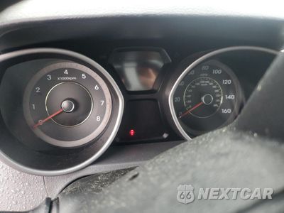 Zdjęcie 9 z 14 samochodu: 2011 HYUNDAI ELANTRA GLS VIN:KMHDH4AE8BU130997 - miniatura