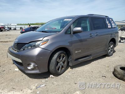 2017 TOYOTA SIENNA SE 5TDXZ3DC3HS873163 - główne zdjęcie licytacji z USA - miniatura