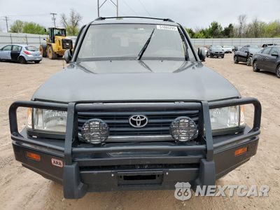 Piąte zdjęcie samochodu w środku: 1998 TOYOTA LAND CRUISER VIN:JT3HT05JXW0011127 - miniatura