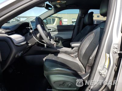 Zdjęcie 7 z 14 samochodu: 2023 JEEP COMPASS LATITUDE LUX VIN:3C4NJDFN9PT541431 - miniatura