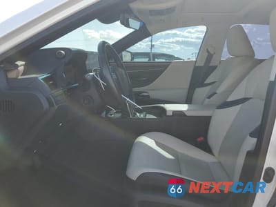 Zdjęcie 7 z 15 samochodu: 2022 LEXUS ES 300H BASE VIN:58ADA1C15NU015882 - miniatura