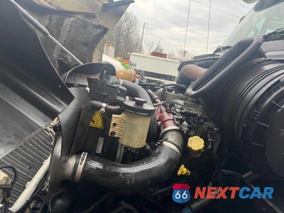 Zdjęcie 11 z 12 samochodu: 2013 INTERNATIONAL PROSTAR VIN:1HSDHSJR2DJ152209 - miniatura