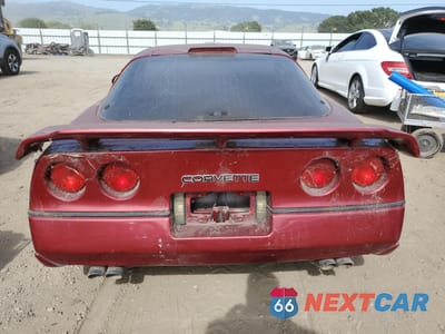 Zdjęcie 6 z 12 samochodu: 1984 CHEVROLET CORVETTE VIN:1G1AY0784E5104535 - miniatura