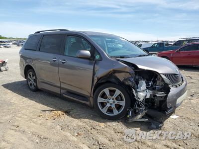 Czwarte zdjęcie samochodu z boku: 2017 TOYOTA SIENNA SE VIN:5TDXZ3DC3HS873163 - miniatura