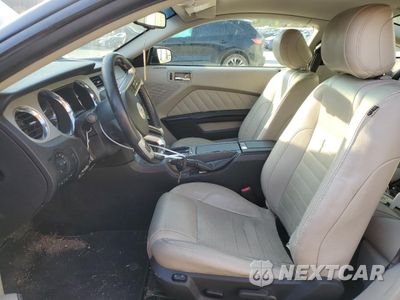 Zdjęcie 7 z 13 samochodu: 2011 FORD MUSTANG VIN:1ZVBP8AM9B5151555 - miniatura