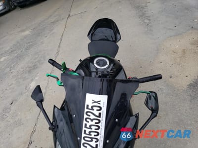 Piąte zdjęcie samochodu w środku: 2016 KAWASAKI EX650 F VIN:JKAEXEF1XGDA29729 - miniatura