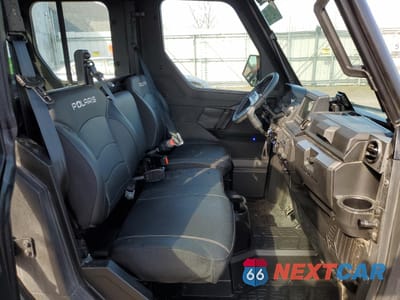 Piąte zdjęcie samochodu w środku: 2023 POLARIS RANGER CREW XP 1000 NORTHSTAR ULTIMATE VIN:4XARSY990P8060297 - miniatura