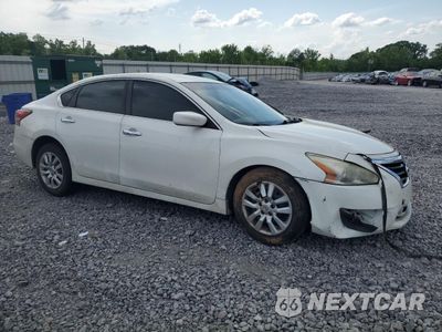 Czwarte zdjęcie samochodu z boku: 2015 NISSAN ALTIMA 2.5 VIN:1N4AL3AP8FN387553 - miniatura