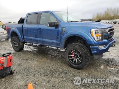 Czwarte zdjęcie samochodu z boku: 2022 FORD F150 SUPERCREW VIN:1FTFW1E54NFA19853 - miniatura