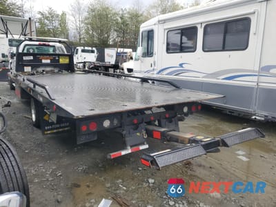 Drugie zdjęcie samochodu z przodu: 2023 CHEVROLET SILVERADO MEDIUM DUTY VIN:1HTKHPVM0PH687050 - miniatura