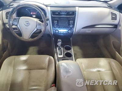 Zdjęcie 8 z 12 samochodu: 2014 NISSAN ALTIMA 2.5 VIN:1N4AL3AP6EC125704 - miniatura