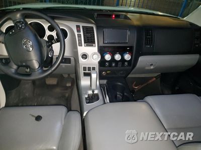 Zdjęcie 8 z 12 samochodu: 2007 TOYOTA TUNDRA CREWMAX LIMITED VIN:5TBDV58127S465568 - miniatura