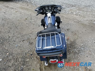 Zdjęcie 6 z 9 samochodu: 2013 HARLEY-DAVIDSON FLHTK ELECTRA GLIDE ULTRA LIMITED VIN:1HD1KEM17DB610338 - miniatura