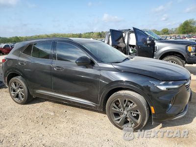 Czwarte zdjęcie samochodu z boku: 2023 BUICK ENVISION PREFERRED VIN:LRBFZMR48PD175823 - miniatura