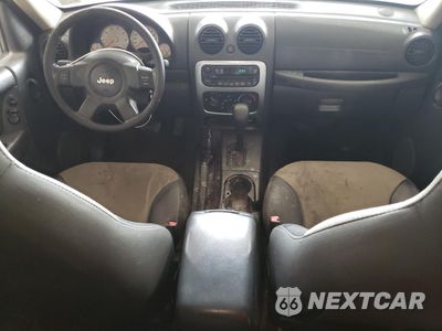 Zdjęcie 8 z 13 samochodu: 2004 JEEP LIBERTY SPORT VIN:1J4GL48K84W176777 - miniatura