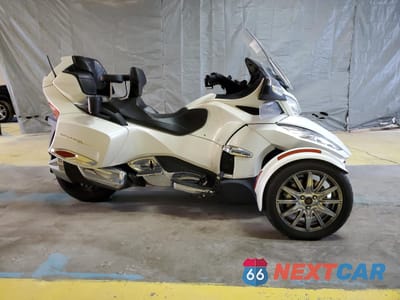 2014 CAN-AM SPYDER ROADSTER RT 2BXNBDD12EV008700 - główne zdjęcie licytacji z USA - miniatura