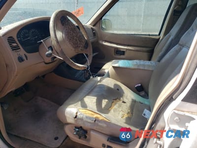 Zdjęcie 7 z 13 samochodu: 2001 FORD EXPLORER EDDIE BAUER VIN:1FMZU64EX1ZA68755 - miniatura