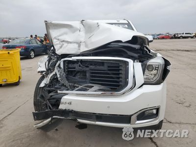 Piąte zdjęcie samochodu w środku: 2017 GMC YUKON DENALI VIN:1GKS1CKJ4HR252536 - miniatura