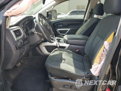 Zdjęcie 7 z 15 samochodu: 2016 NISSAN TITAN XD SL VIN:1N6BA1F45GN513938 - miniatura