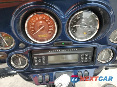 Zdjęcie 7 z 9 samochodu: 2013 HARLEY-DAVIDSON FLHTK ELECTRA GLIDE ULTRA LIMITED VIN:1HD1KEM13DB636564 - miniatura