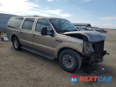 Czwarte zdjęcie samochodu z boku: 2000 FORD EXCURSION XLT VIN:1FMNU40L3YEC37832 - miniatura