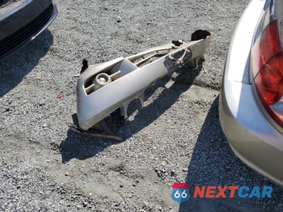 Zdjęcie 12 z 15 samochodu: 2004 KIA OPTIMA LX VIN:KNAGD126845321753 - miniatura