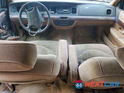 Zdjęcie 8 z 12 samochodu: 1996 MERCURY GRAND MARQUIS GS VIN:2MELM74W7TX671873 - miniatura