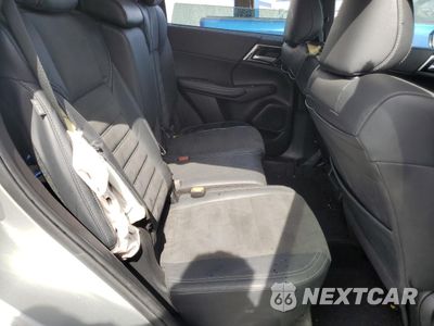 Zdjęcie 10 z 12 samochodu: 2023 MITSUBISHI OUTLANDER SE VIN:JA4T5UA93PZ047168 - miniatura