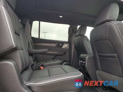 Zdjęcie 11 z 14 samochodu: 2025 BUICK ENCLAVE AVENIR VIN:5GAEVCRS9SJ102683 - miniatura