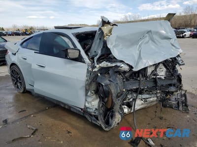 Czwarte zdjęcie samochodu z boku: 2022 BMW M440XI GRAN COUPE VIN:WBA13AW07NFM14466 - miniatura