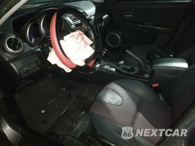 Zdjęcie 7 z 12 samochodu: 2005 MAZDA 3 HATCHBACK VIN:JM1BK143951276677 - miniatura