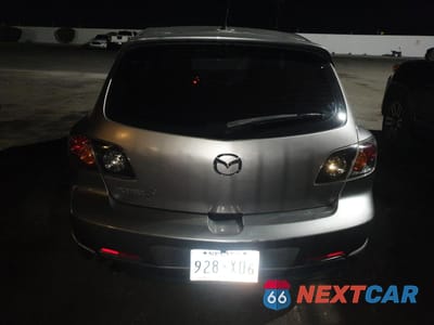 Zdjęcie 6 z 12 samochodu: 2005 MAZDA 3 HATCHBACK VIN:JM1BK143951276677 - miniatura