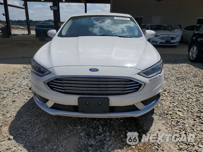 Piąte zdjęcie samochodu w środku: 2018 FORD FUSION SE HYBRID VIN:3FA6P0LU2JR129935 - miniatura