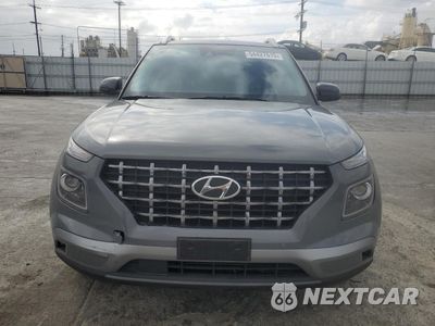 Piąte zdjęcie samochodu w środku: 2022 HYUNDAI VENUE SEL VIN:KMHRC8A32NU167056 - miniatura