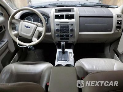 Zdjęcie 8 z 13 samochodu: 2008 FORD ESCAPE XLT VIN:1FMCU93108KA83113 - miniatura