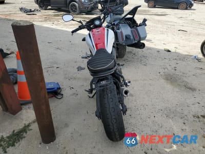Czwarte zdjęcie samochodu z boku: 2021 YAMAHA XSR700 VIN:JYARM21E9MA001371 - miniatura