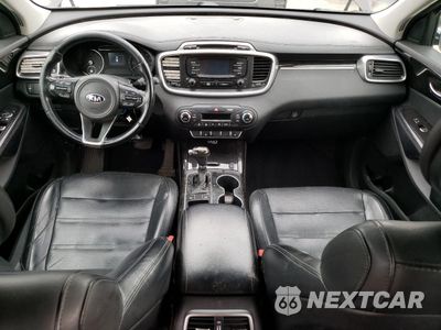 Zdjęcie 8 z 13 samochodu: 2016 KIA SORENTO EX VIN:5XYPH4A19GG148528 - miniatura