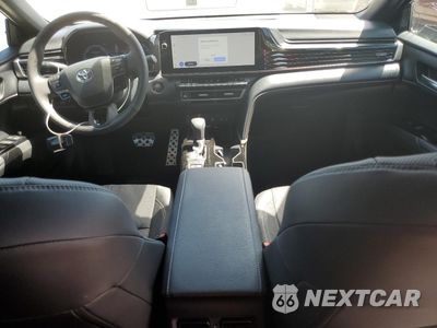 Zdjęcie 8 z 12 samochodu: 2025 TOYOTA CAMRY XSE VIN:4T1DAACK9SU000961 - miniatura