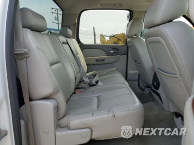 Zdjęcie 10 z 12 samochodu: 2011 CHEVROLET SILVERADO K3500 LTZ VIN:1GC4K1C82BF179659 - miniatura